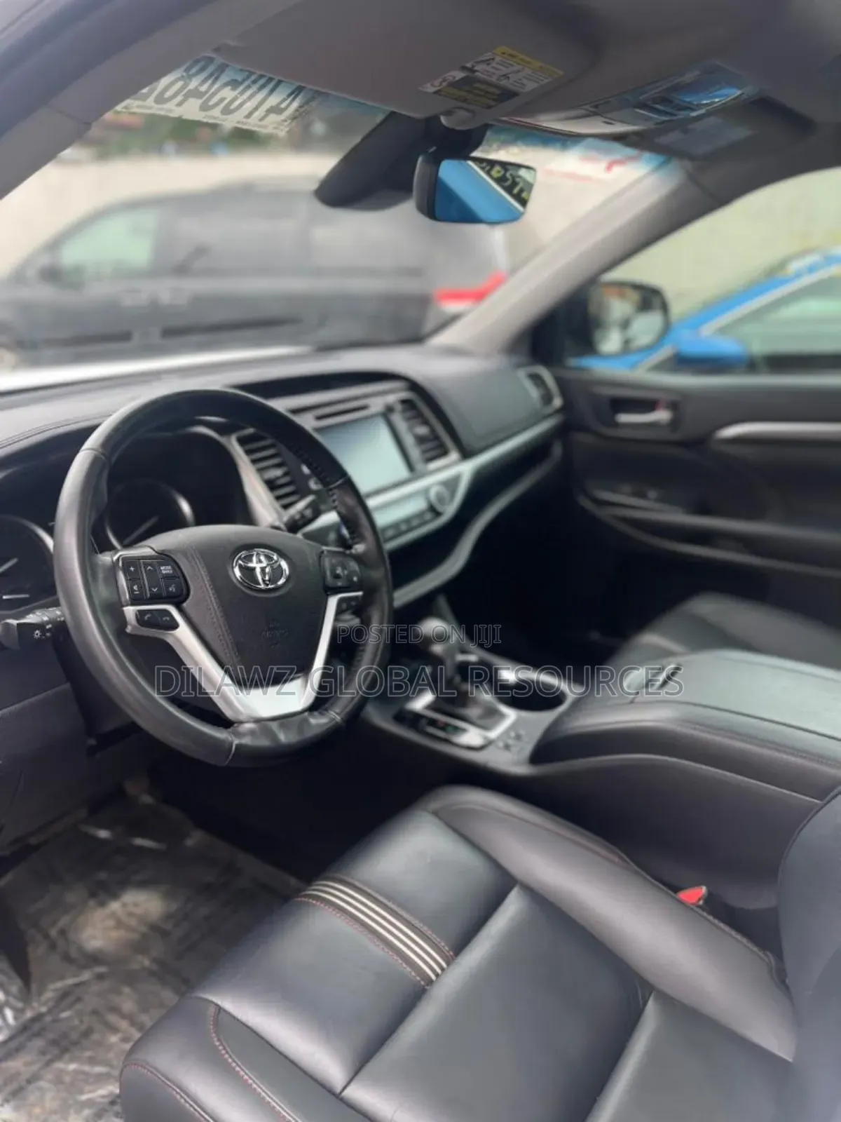 Toyota Highlander SE 2019 White