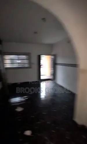 3bdrm Block of Flats in Benin City for rent
