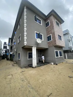 3bdrm Apartment in Ikate, Lekki for rent