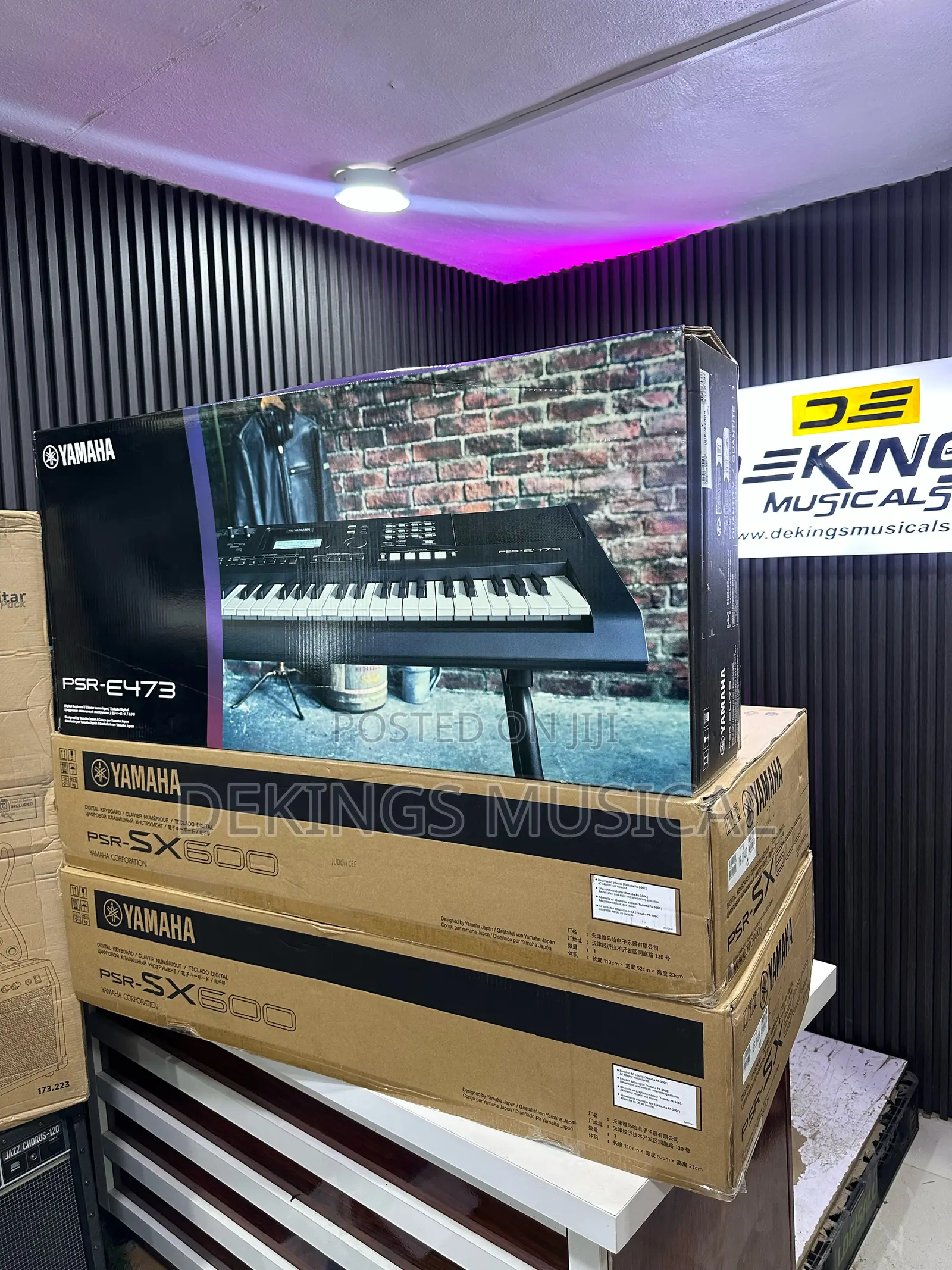 PSR-E473 Yamaha Keyboard 61keys