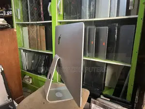 Desktop Computer Apple iMac 8GB Intel Core I5 HDD 1T