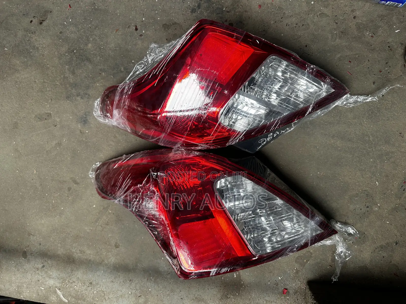 Set Taillights Almera 2010-2015