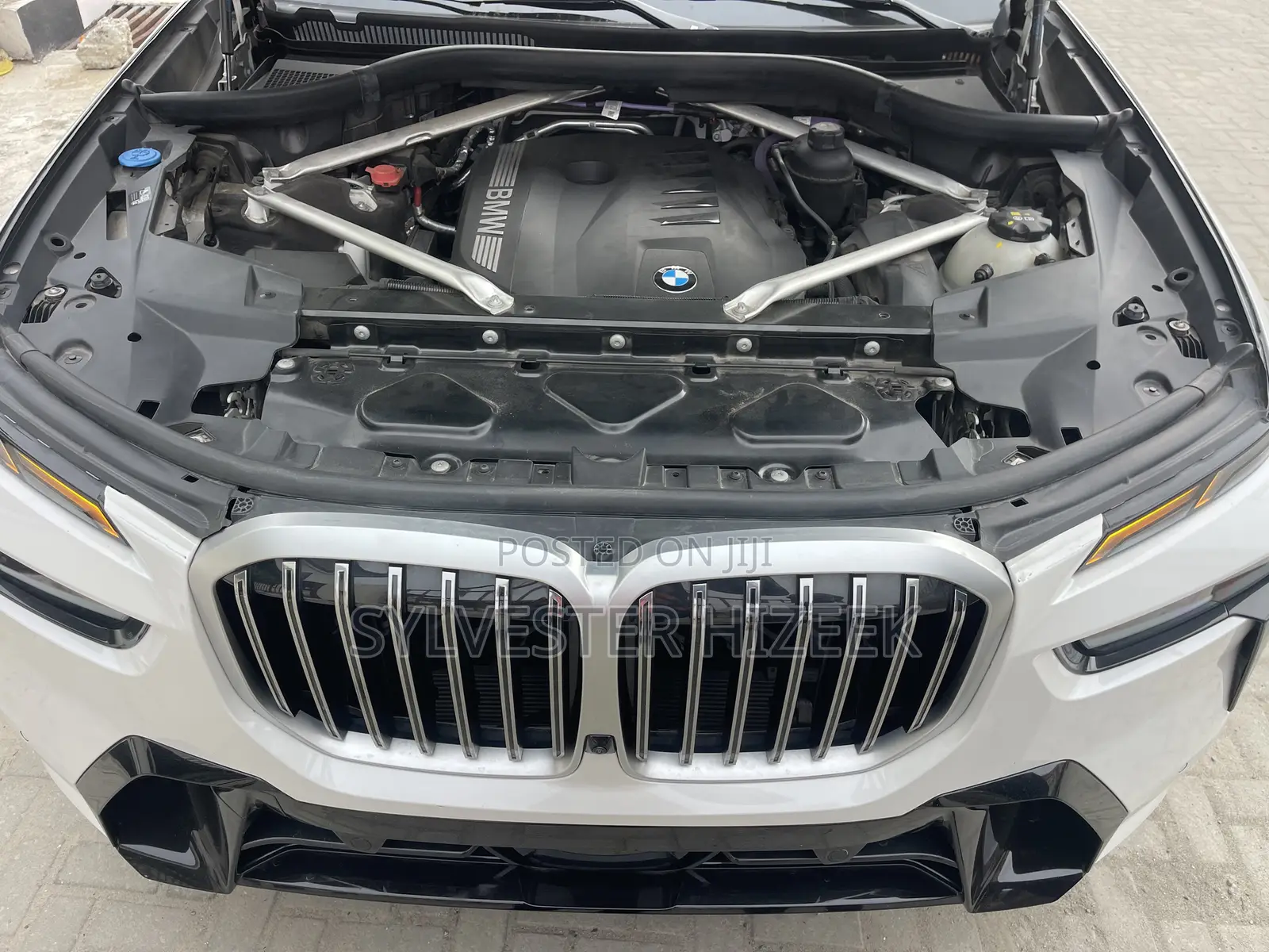 BMW X7 2024 White