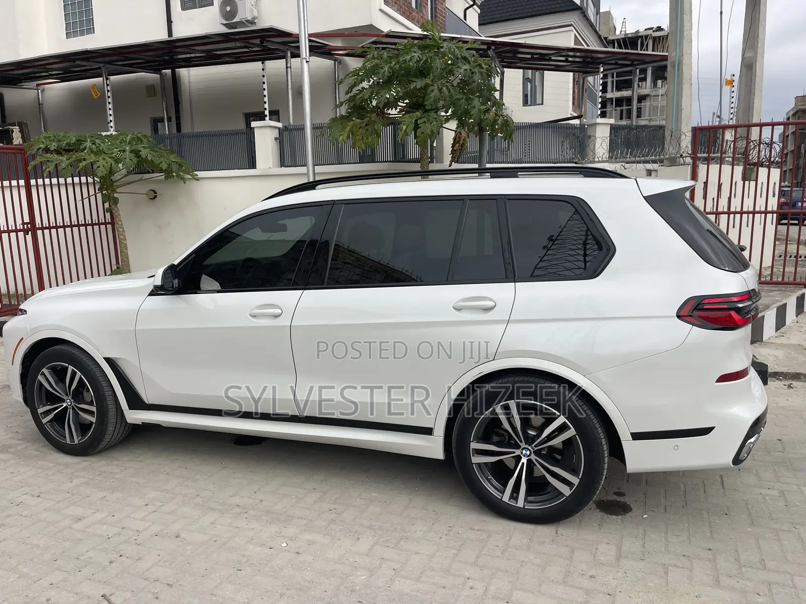 BMW X7 2024 White