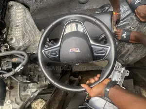 Cadillac Escalade 2020/2024/ Complete Steering Wheel.