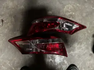 Set Taillights Yaris 2012 Saloon
