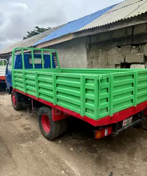 Toyota Dyna 150 Truck Registered