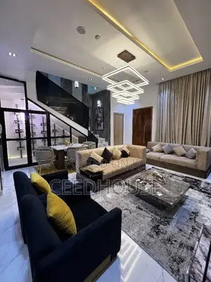 Luxurious 4 Bedrooms Apartment