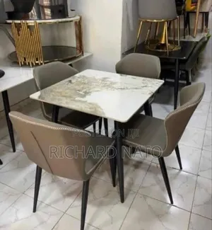 High Stock Dining Set by 4