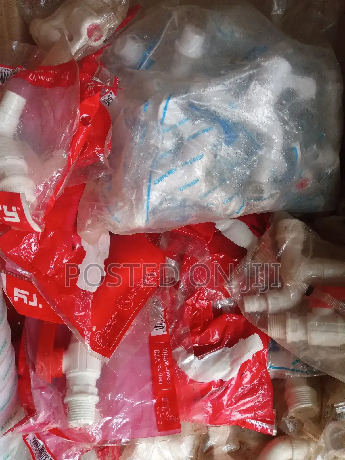 Plastic Outside Wall Tap Available in All Sizes