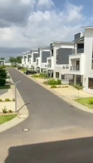 4bdrm Duplex in Life Camp Abuja for sale