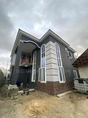 4bdrm Duplex in Rukpokwu , Port for sale