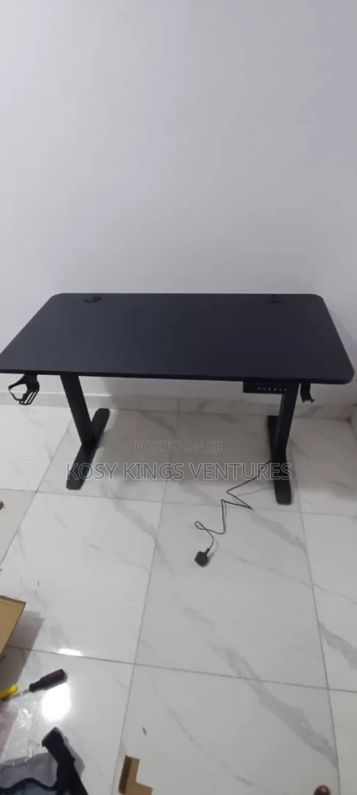 High Quality Electric Height Adjustable Desk