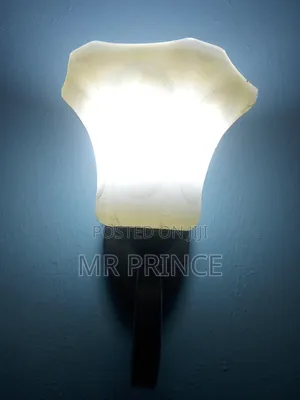 Neatly Used Wall Lamps × 4 Units
