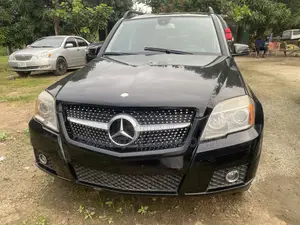 Mercedes-Benz GLK-Class 2009 Black