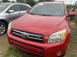 Toyota RAV4 V6 2007 Red