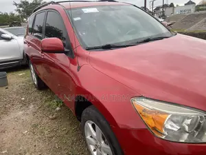 Toyota RAV4 V6 2007 Red
