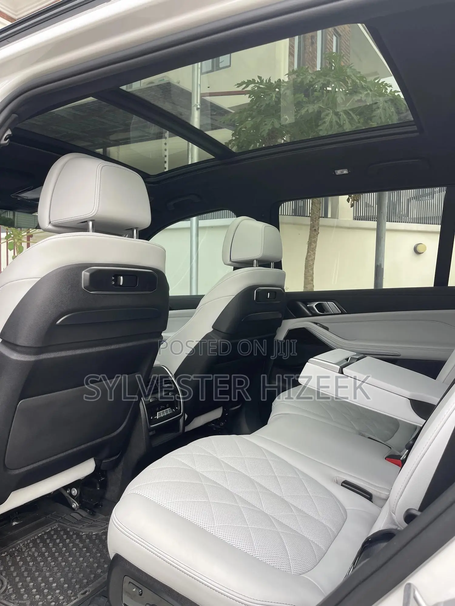 BMW X7 2024 White