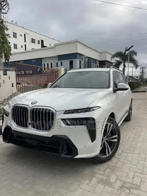 BMW X7 2024 White