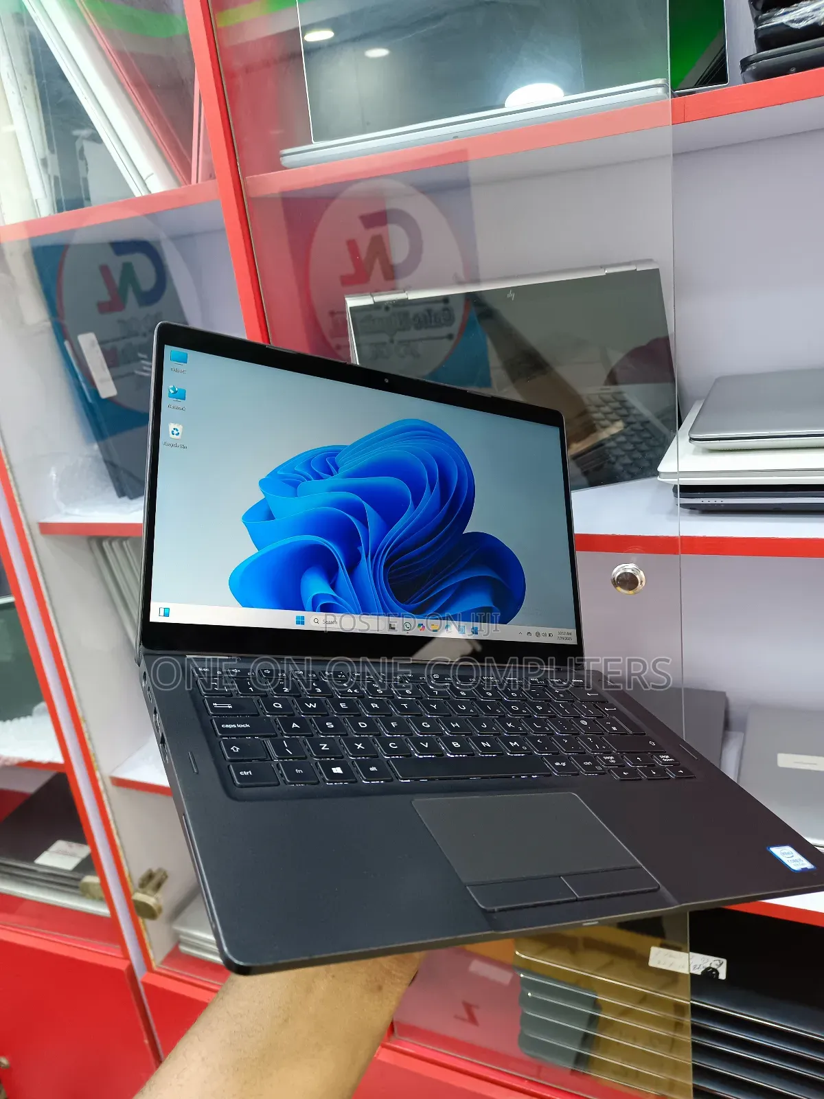 Laptop Dell Latitude 5300 16GB Intel Core I5 SSD 256GB