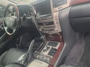 Lexus LX 570 AWD 2016 Gray