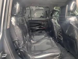 Lexus LX 570 AWD 2016 Gray