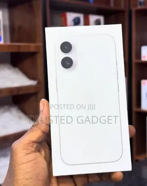 New Apple iPhone 16 128 GB White