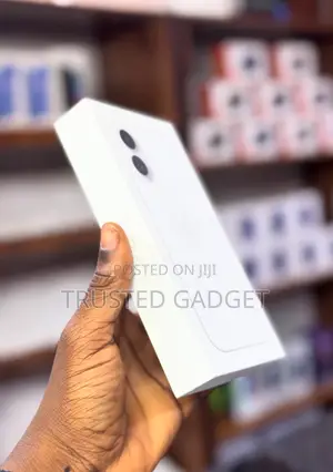 New Apple iPhone 16 128 GB White