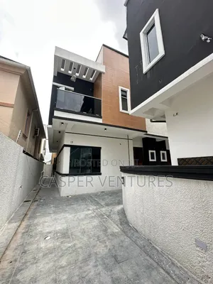 4bdrm Duplex in Bera, Chevron for sale