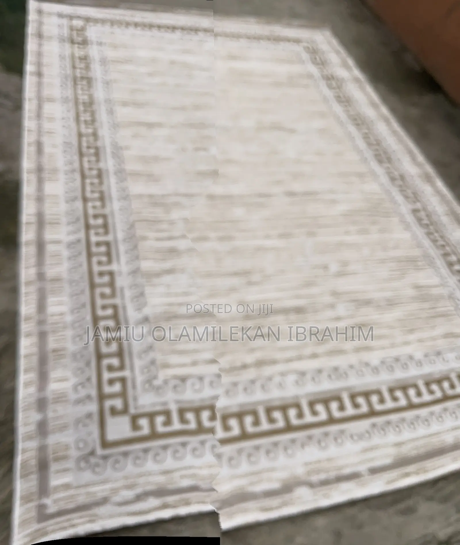 Luvi Center Rugs
