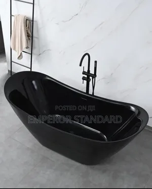 Ribbed Exterior Freestanding Bathtub Black