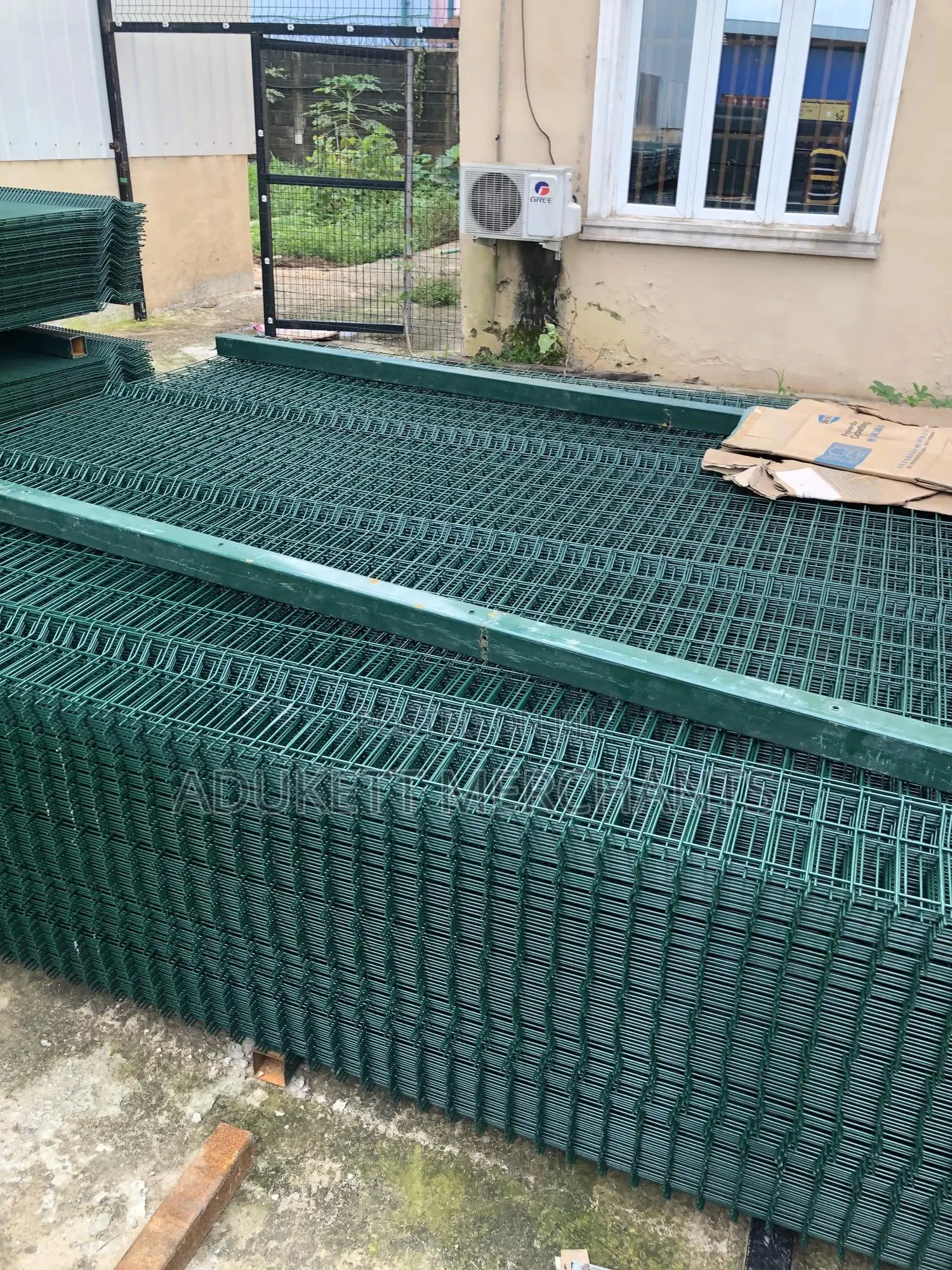 Green Pally Mesh 2x4
