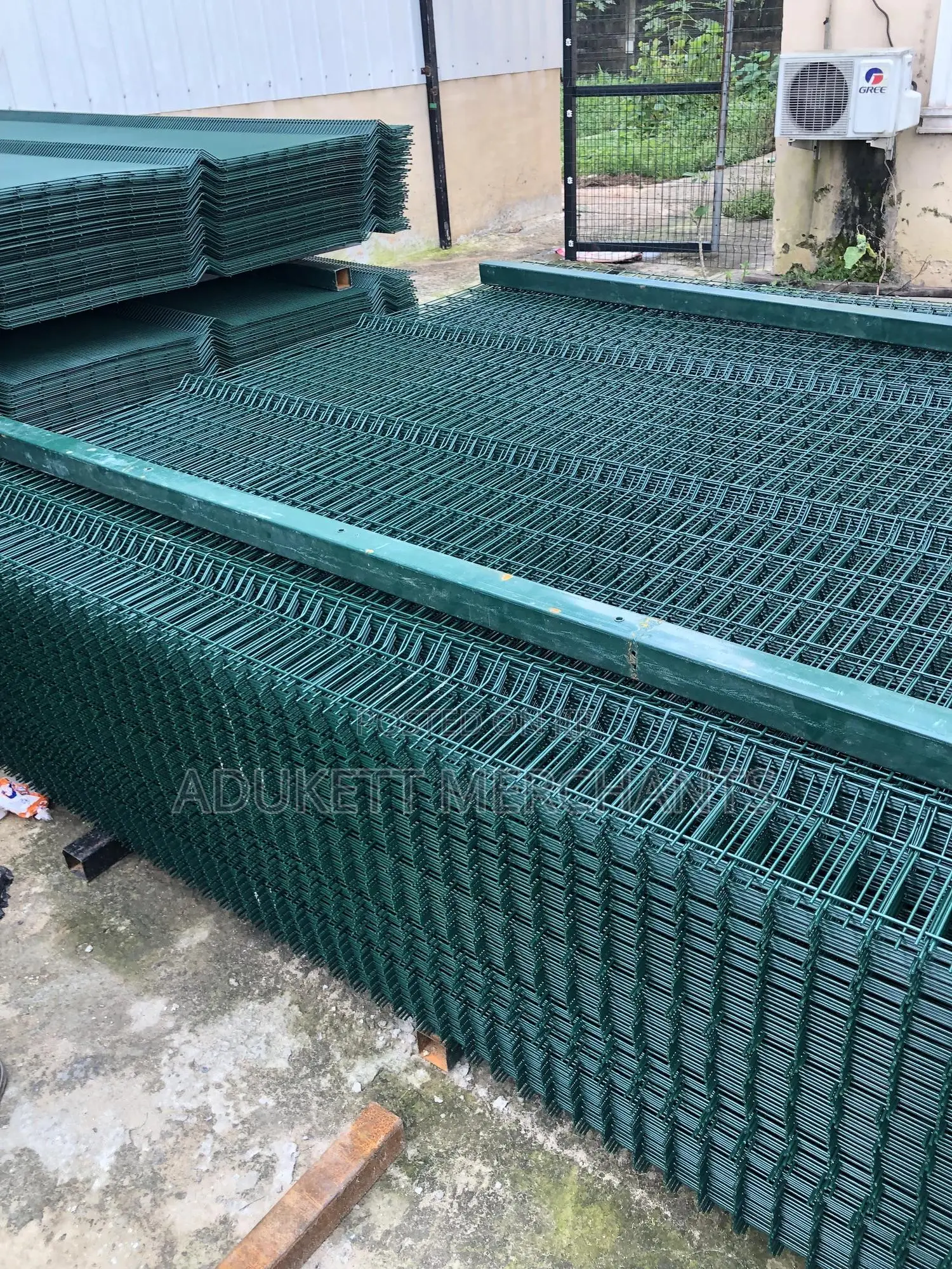 Green Pally Mesh 2x4