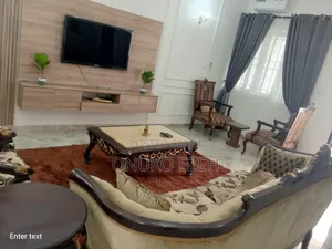 3 Bedroom Shot Let Fully Furnished