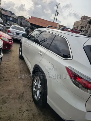 Toyota Highlander Limited 4dr SUV AWD (3.5L 6cyl 6A) 2015 White