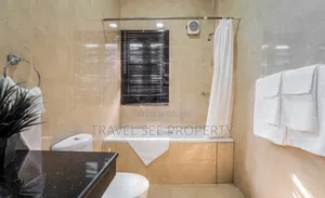 Furnished 3bdrm Block of Flats in Private Estate Lekki for rent
