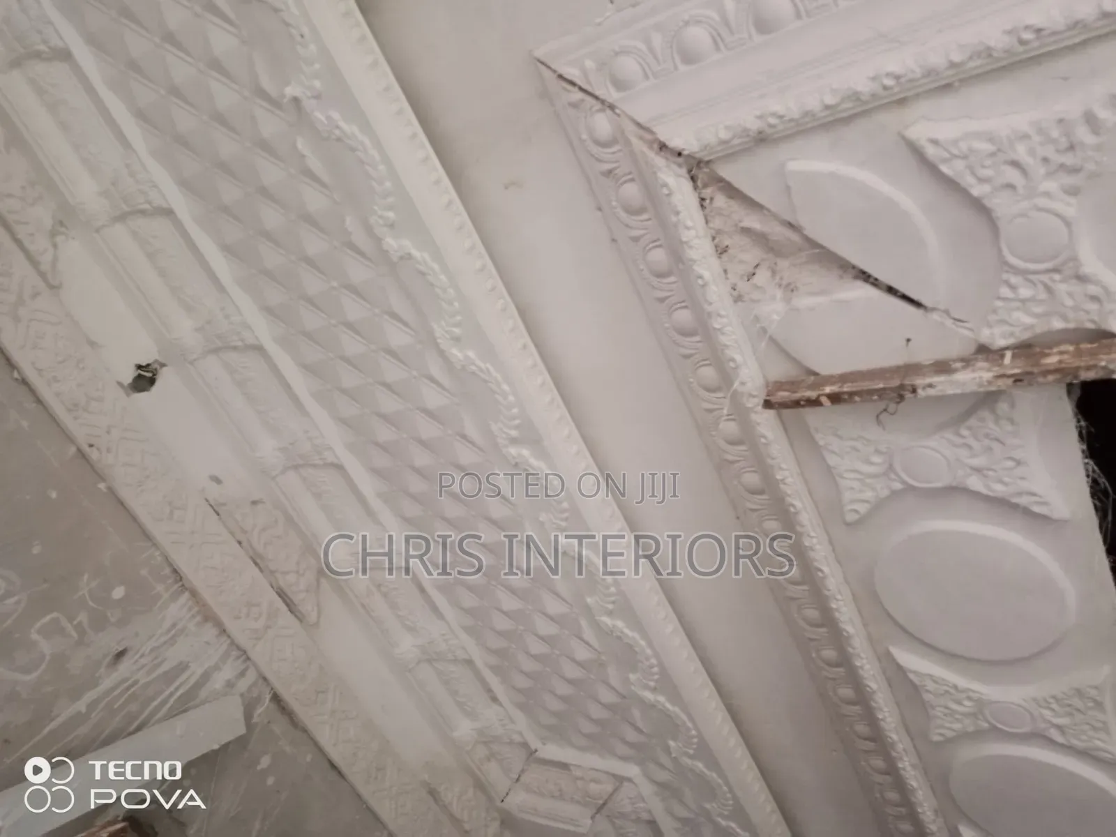 Cornice Wall