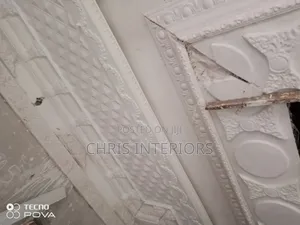 Cornice Wall