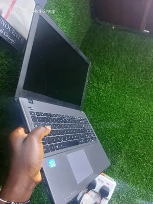 Laptop Asus X550LA 8GB Intel Core i5 HDD 500GB