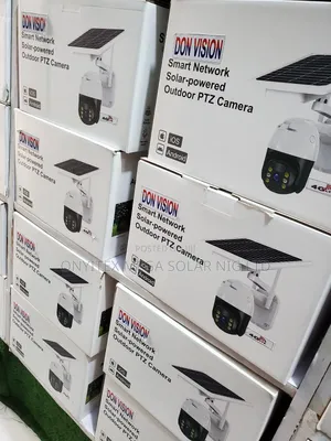 Solar Powered Outdoor Camera 4mp With Six Batteries