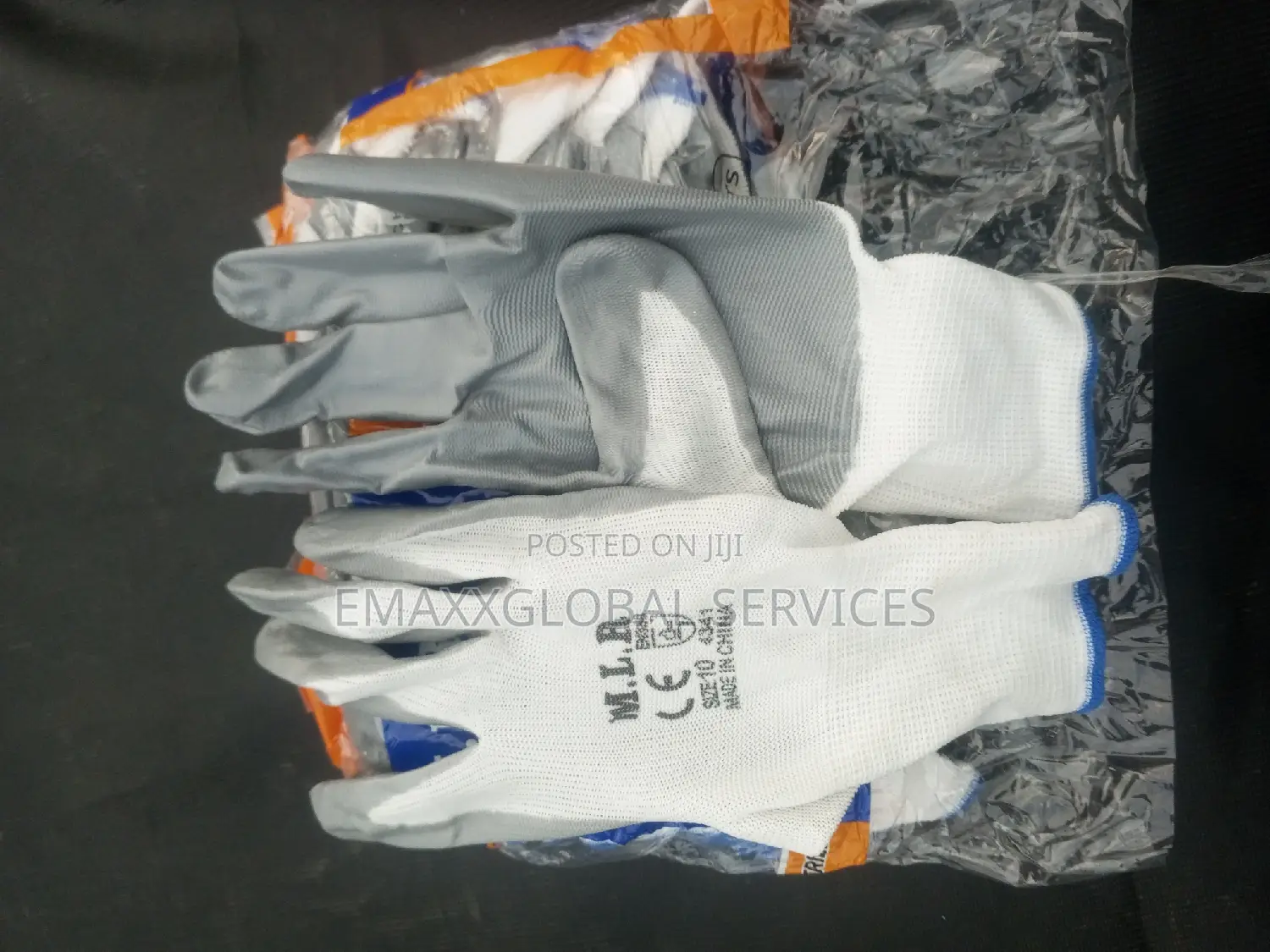 Foreign 13 Guage Nitre Coated Glove