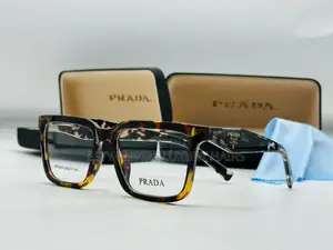 High Quality Luxury Prada Frames Glasses