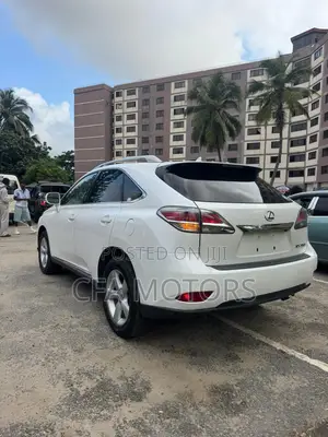 Lexus RX 350 FWD 2013 White