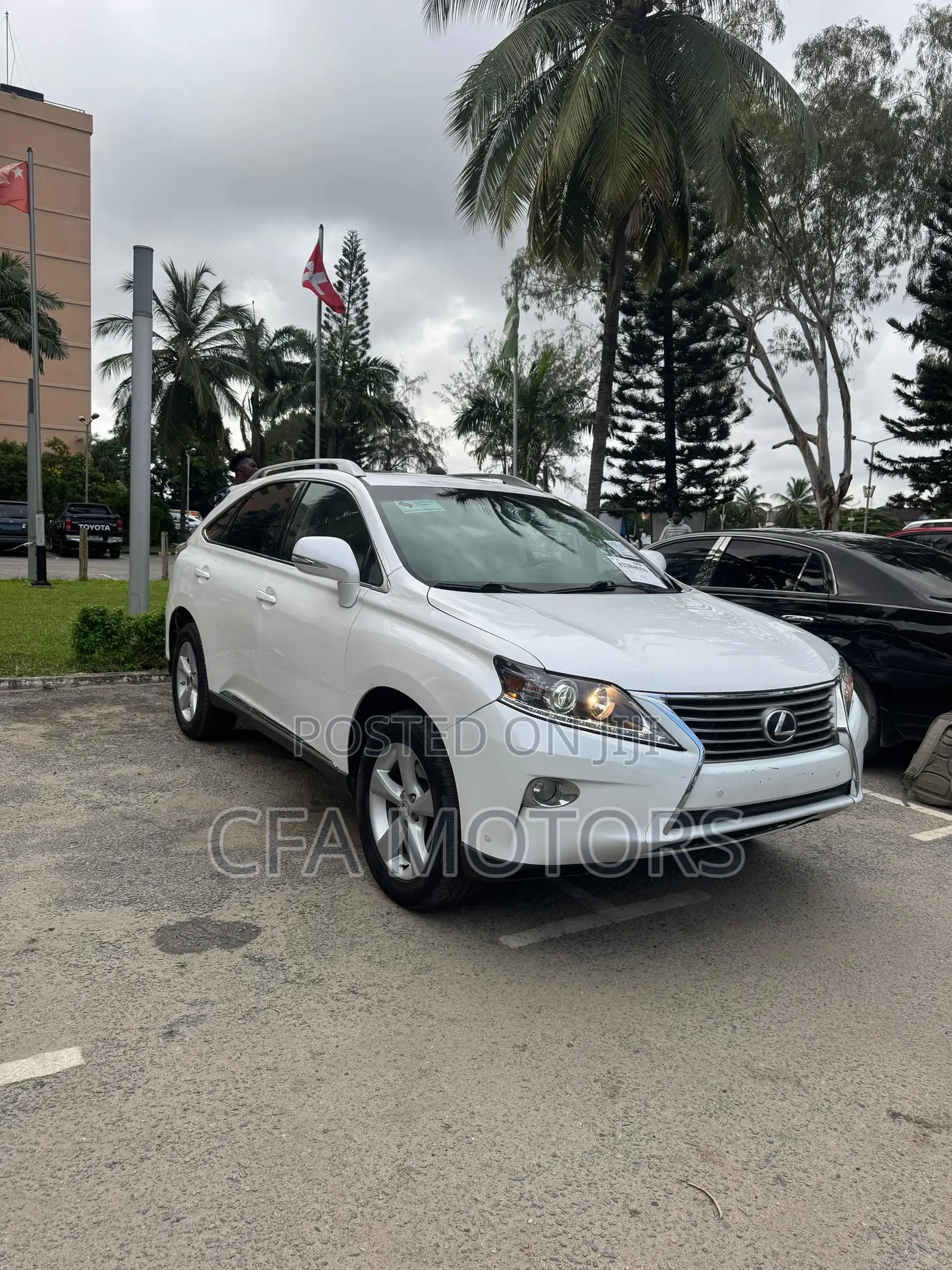 Lexus RX 350 FWD 2013 White