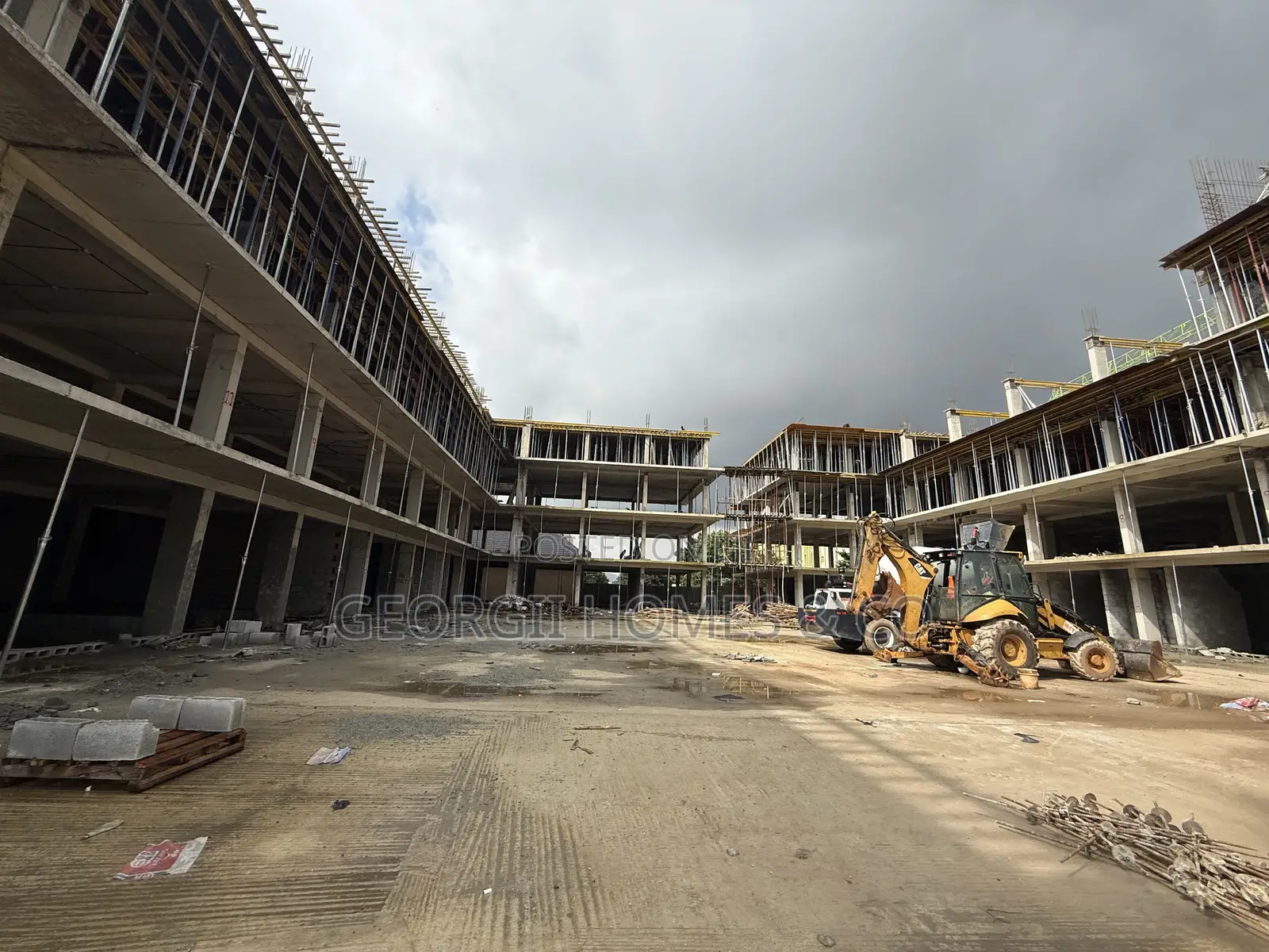Commercial Complex/ Plaza