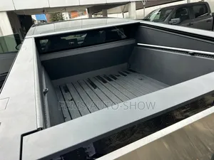 New Tesla Cybertruck 2025 Silver