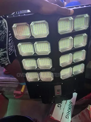 16 Eyes Solar Street Light
