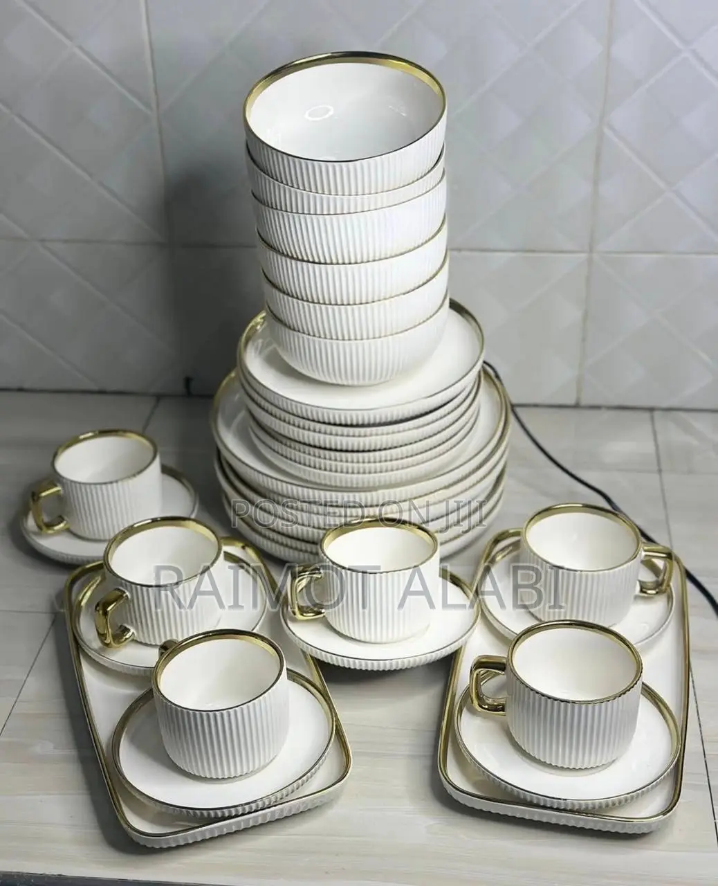 32pcs Luxury Porcelain Set