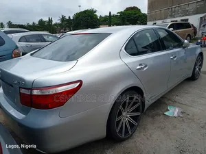 Lexus LS 460 2008 Silver
