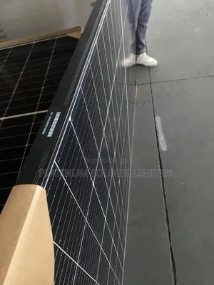 Highest Quality Photovoltaic Grade A+ Mono Solar Solar Panel